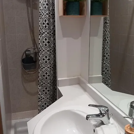 Robine Les Halles Avec Clim Narbonne